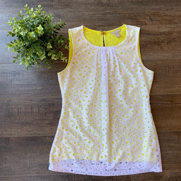 Banana Republic Tops - Banana Republic floral lace tank top